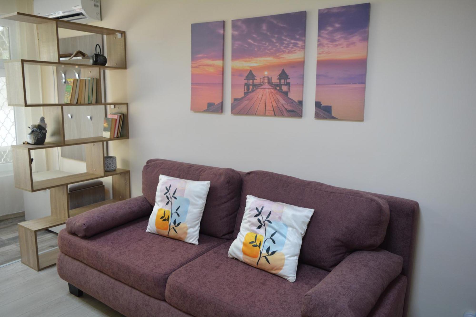 City Center Apartment With A Backyard Burgas Bagian luar foto